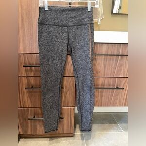 ALO Yoga 7/8 Black Space Dye Leggings